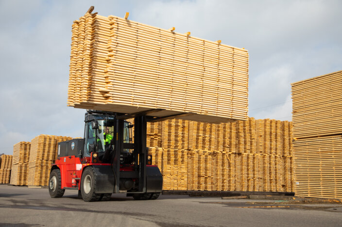 Kalmar Medium Electric Forklift  Truck